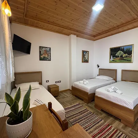 Arben Qemeri 베라트